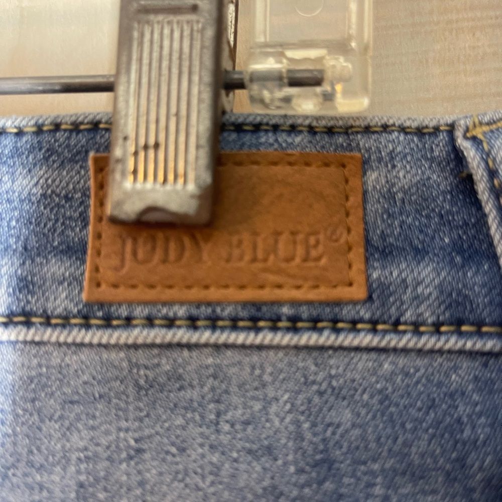 Judy Blue boyfriend fit denim jeans, size‎ 15/32 - Picture 9 of 10